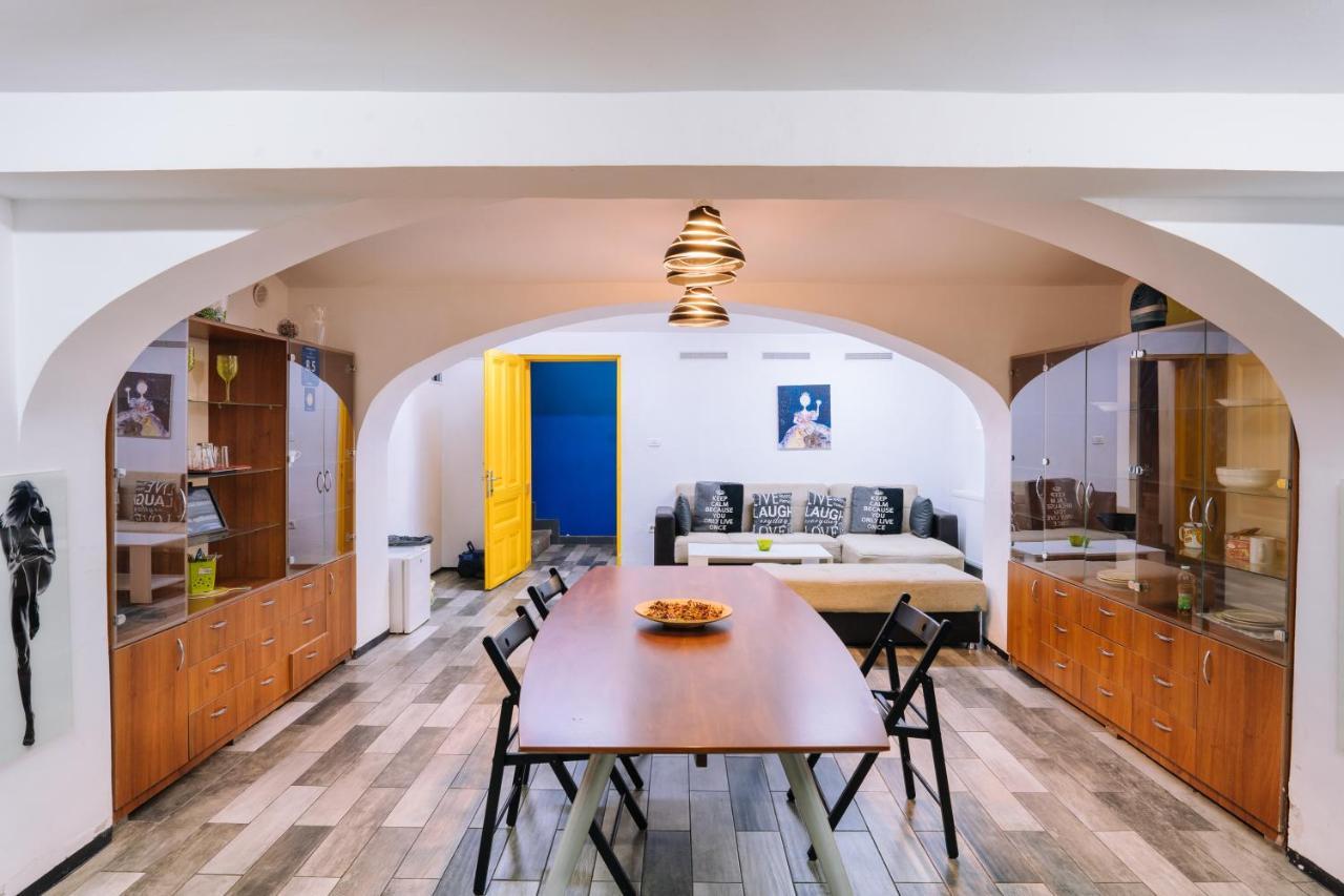 ホテル Design Loft ティミショアラ エクステリア 写真